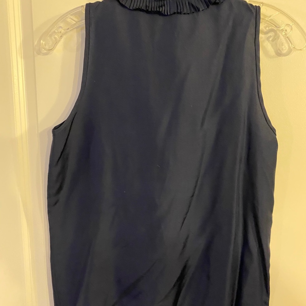 Shirt - Picture 3 of 4